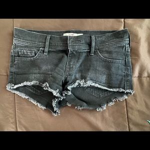 Black Hollister short-shorts